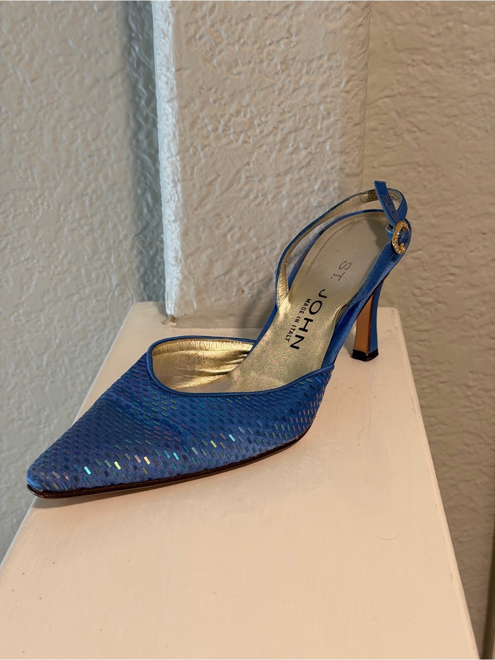 St. John Periwinkle Slingback Pointed-Toe Heels- Made in Italy- Vintage- - Picture 5 of 12